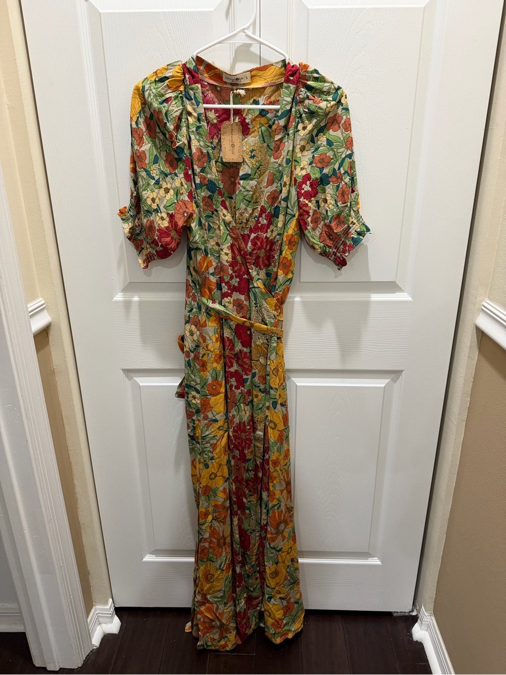 Natural Life Sophia Wrap Maxi Dress in gold vintage floral print large NWT - Picture 3 of 8